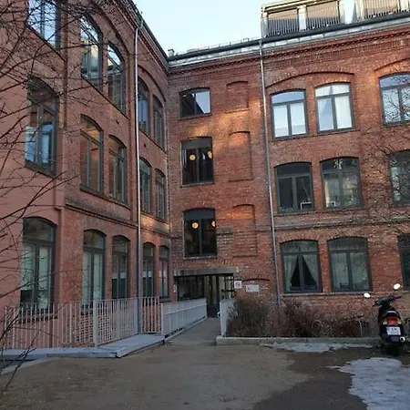 Rimelig Kjellerleilighet Med Parkering - Ahotel No *