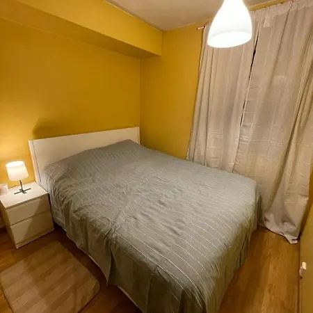 Apartament Rimelig Kjellerleilighet Med Parkering - Ahotel No