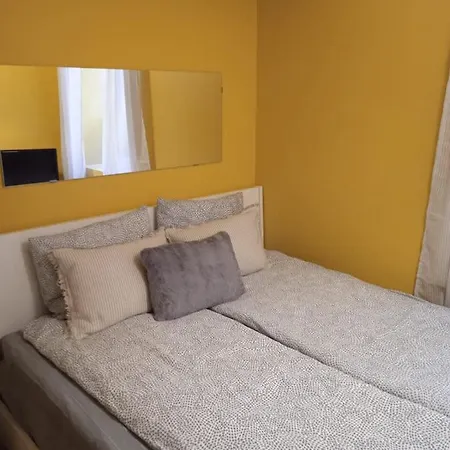 Rimelig Kjellerleilighet Med Parkering - Ahotel No *