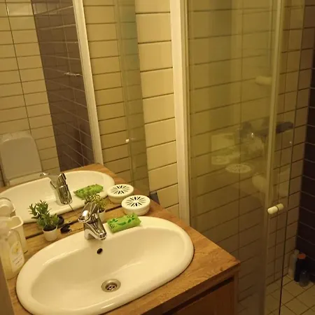 Apartment Rimelig Kjellerleilighet Med Parkering - Ahotel No *