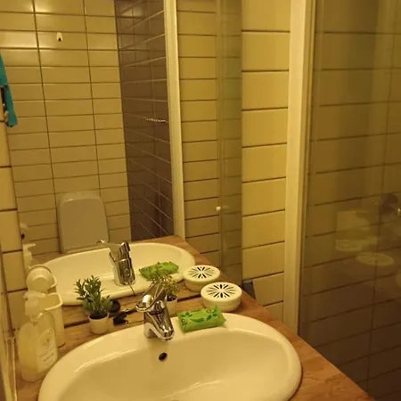 Rimelig Kjellerleilighet Med Parkering - Ahotel No Apartman Oslo